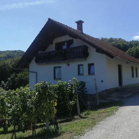 Apartma Gorca Plevnik Holiday home *